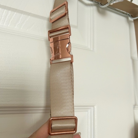 My Tagalongs Phone Sling Crossbody - Picture 4 of 7